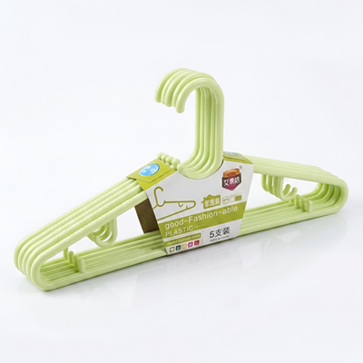 Plastic Cloth Hangers 5 Pcs Set
