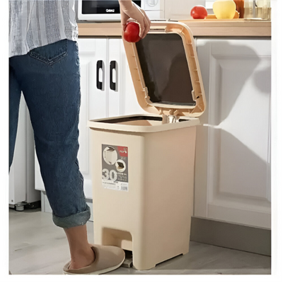 Plastic Trash Can Lid Press 30 Liter